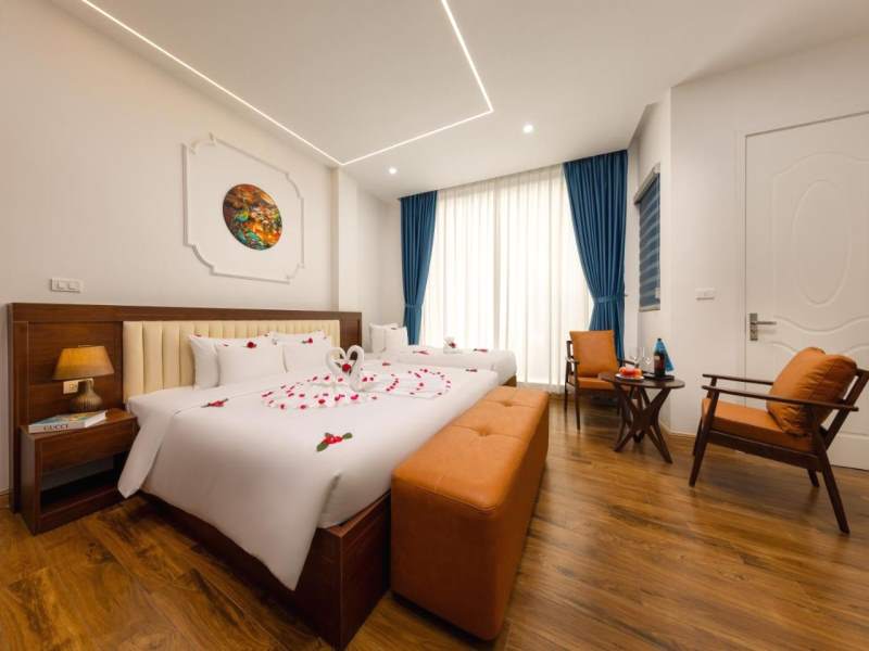 Junior Suite with Balcony