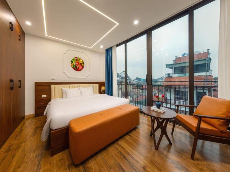 Suite with City View