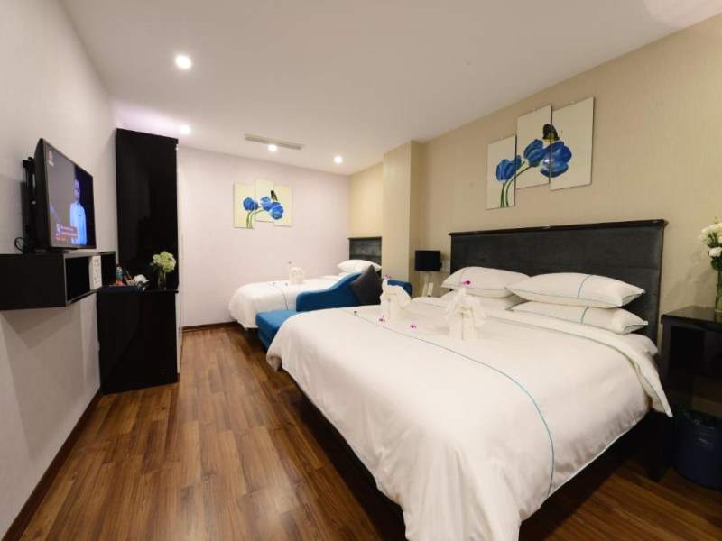 Deluxe Family Room