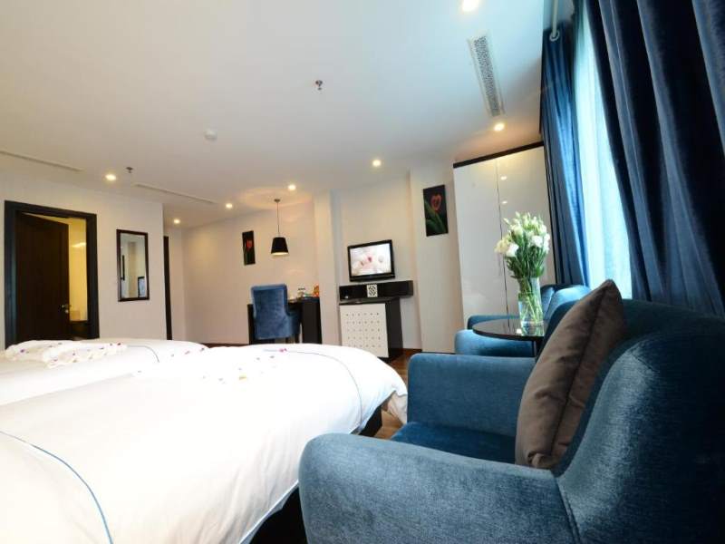 Honeymoon Suite