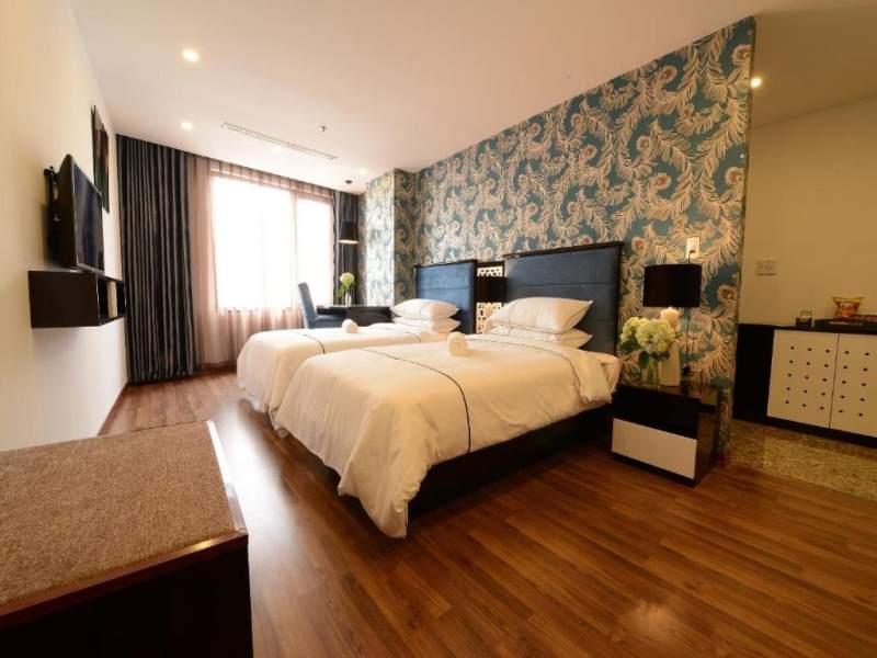 Twin Room with View