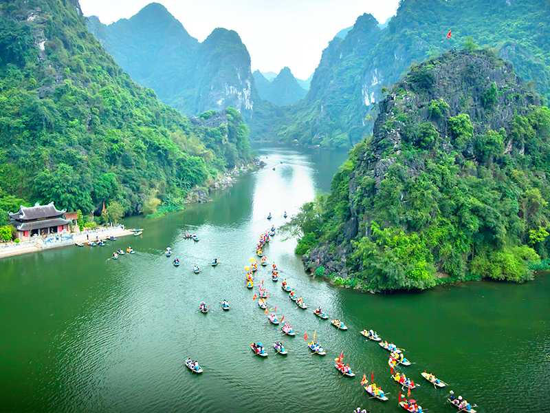 Hanoi - Bai Dinh Pagoda - Trang An - Ninh Binh Tour - 1 Day