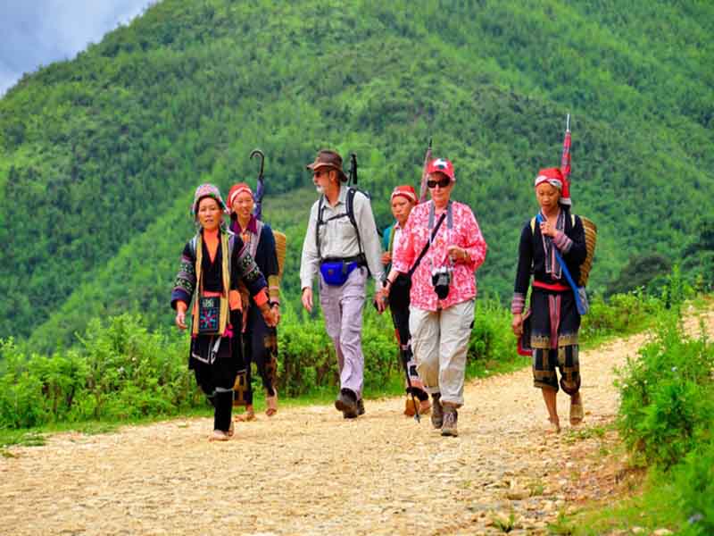 Sapa Tour By Train - 4 Nights 3 Days - With Bac Ha Market & Villages